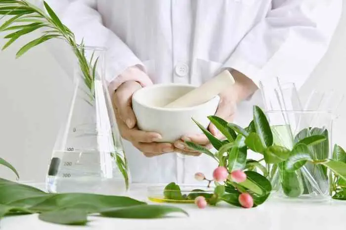 Analisis Kritis terhadap Klaim Kesehatan dari Berbagai Obat Herbal